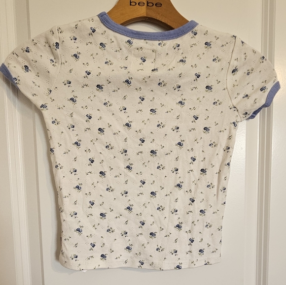*2 for $10*Levi's Short sleeve thermal undershirt white with blue flowers sz 8 - Picture 2 of 4